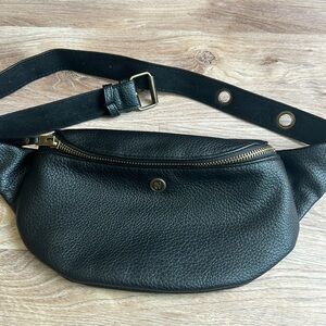 Roxy Fanny pack